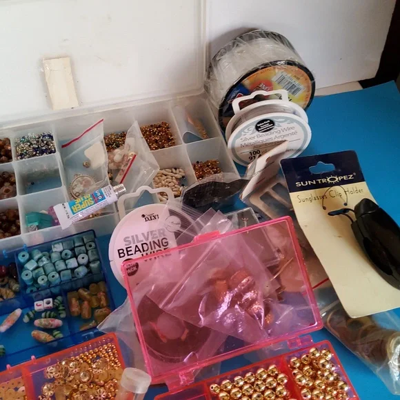 Large Mixed Jewerly Making Lot. - Picture 8 of 8